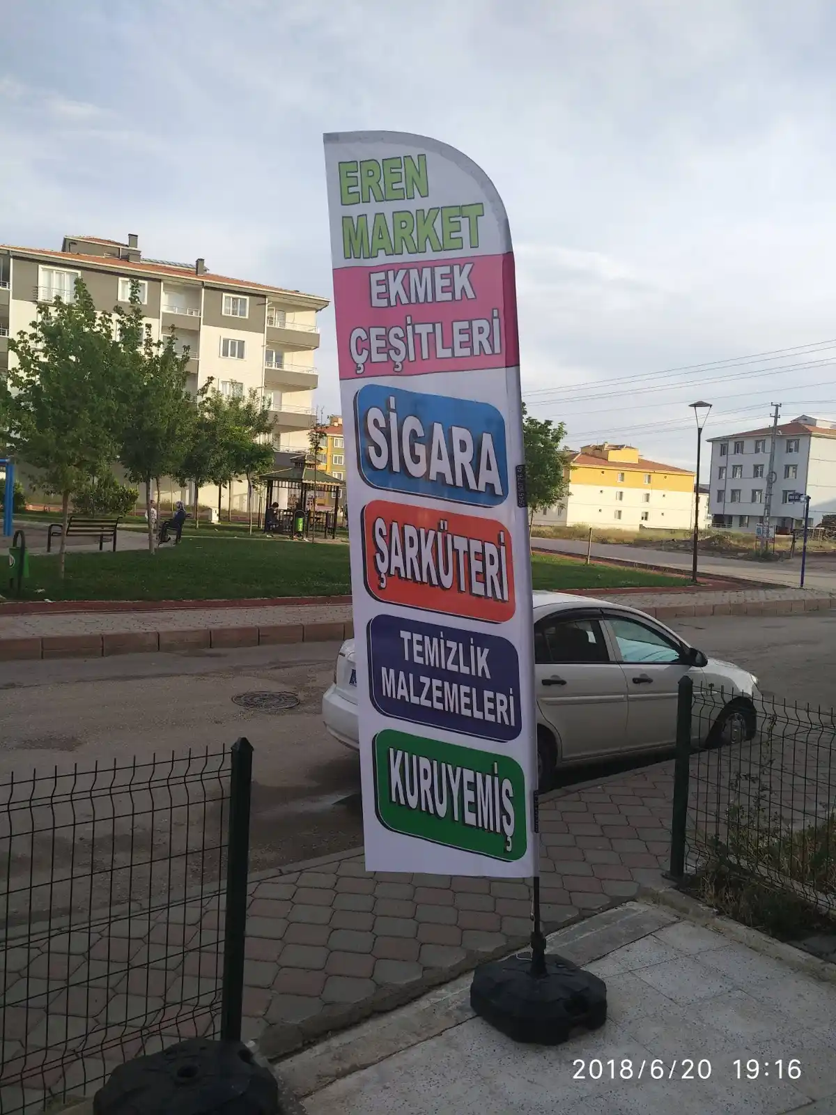 Market Yelken Bayrağı-18